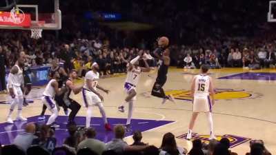 [Highlight] Morant and Dillion Brooks take turns getting stuffed by Lakers