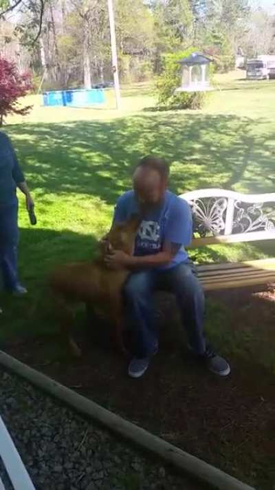 Dog doesn't recognise his owner after owner's immense weight loss...but then he sniffs him.