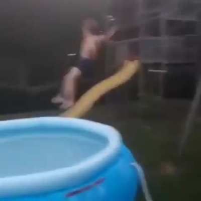 U gotta swing really high to land in the pool! ?