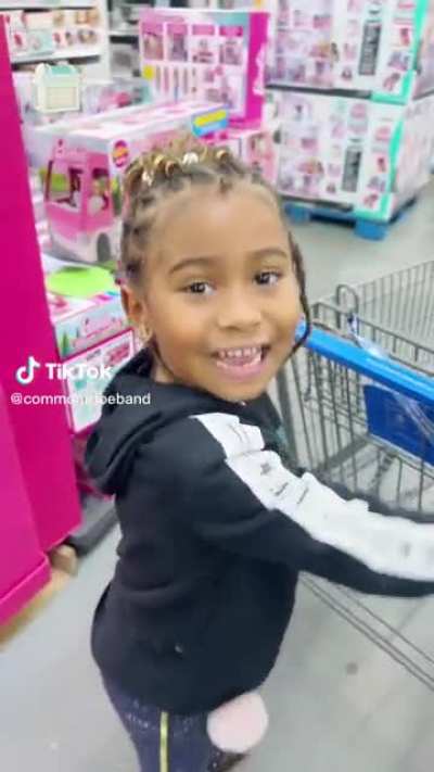 Tiktok "famous" singer @commontribe hard begging for gifts for his kid (I doubt it will go to her). He just got an advance a couple of months ago and he and @shewhoroams have been hemmoraging money ever since on clothes, used cars and 4k/month airbnbs