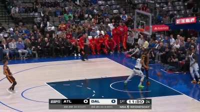 [Highlight] Dejounte Murray stays alert during tip off and scored in the first 10 seconds of the game vs the Mavericks
