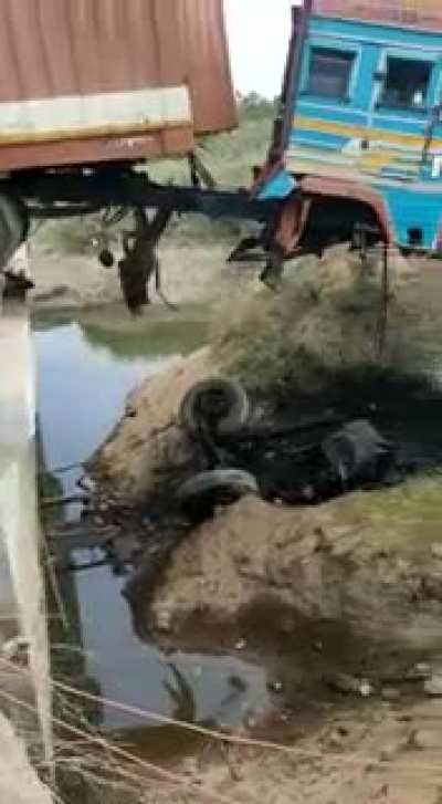 WCGW not concentrating on the road ahead.