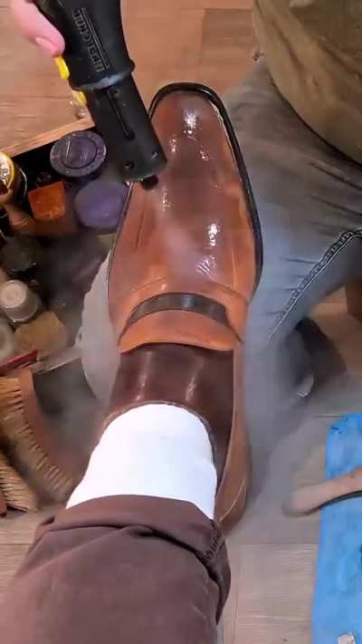 Leather Shoe Shine Experience ?