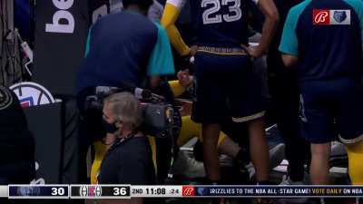 [Highlight] Dillon Brooks injures his left ankle in transition