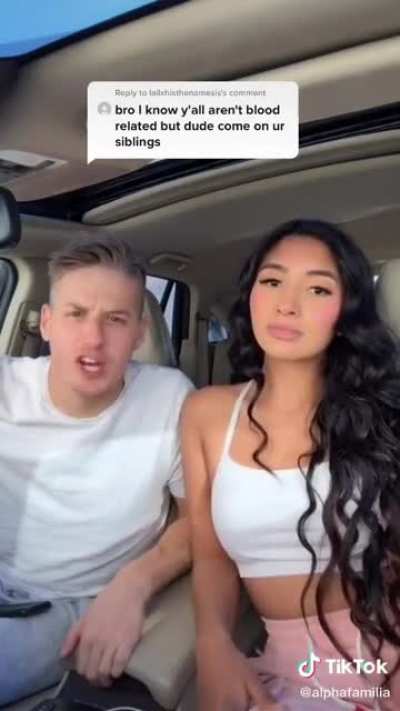 Was scrolling through they’re account and found out that they are siblings...(change flair if needed)