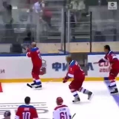 WCGW if you place a carpet on an ice hockey rink