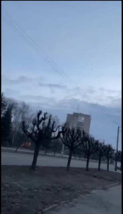 Russian missile flies over a journalist