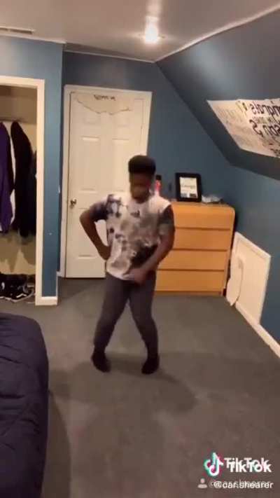 I can't stop watching this.