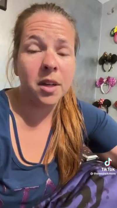 Influencer “Apologizes” For Being Rude To Employee at Disney