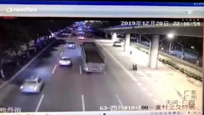 Truck driver forgot to check tires