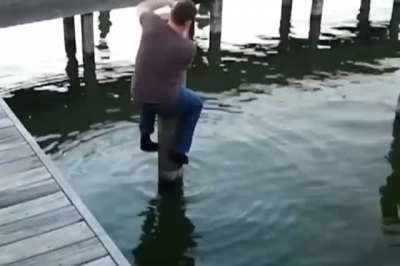 This guy needs to workout