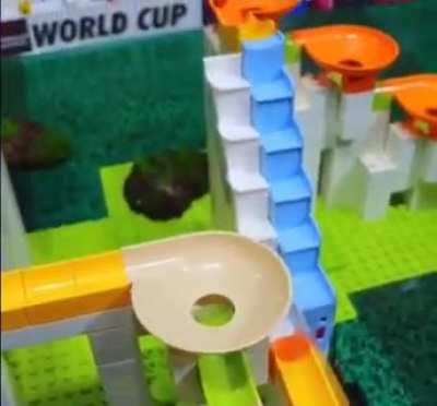 The excitement of this marble race