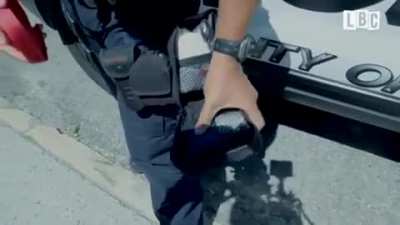 Police equipment of UK and USA