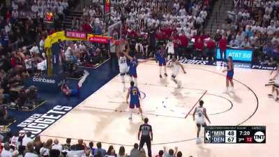 [Highlight] Gobert tries his own version of the spin on Jokić