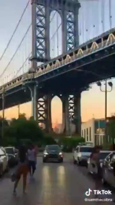 Stop motion city tour of NY created from collected Instagram Photos.