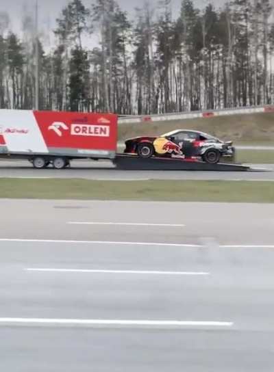 And then suddenly, a new car appears