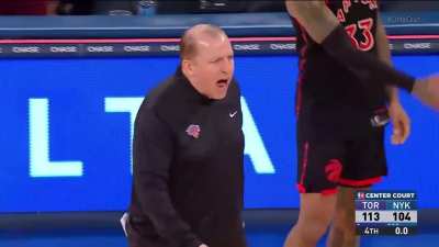 [Highlight] Tom Thibodeau wishes the referee a Happy Halloween and a safe ride home