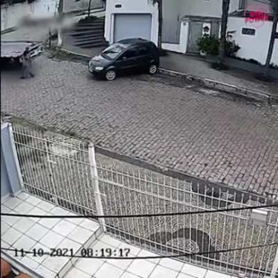 Wait for it ?... (24secs)