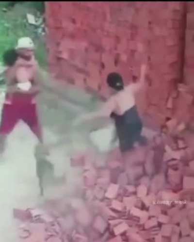 Quick Reaction by mother saved lives