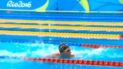 This Olympic swimmer's reaction to a false start