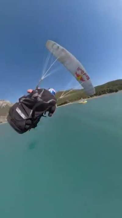 That's some perfect landing