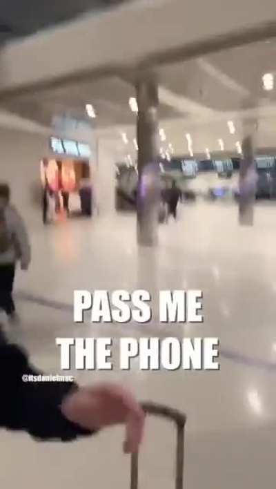 Delta's parallel reality experience.