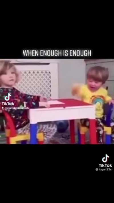 Kid turns super sayian out of nowhere