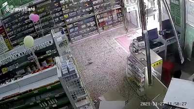 The kid like:"Ah yeah nothing happend"