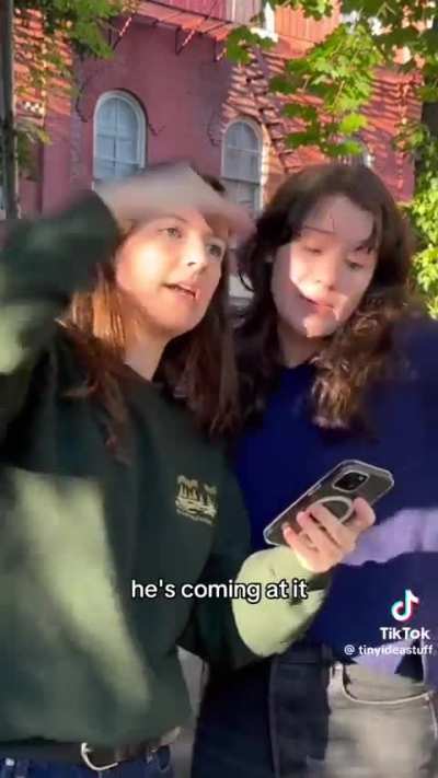 Asking a stranger to take a photo of you ?