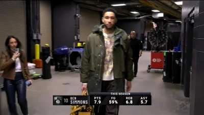 [Highlight] Charles Barkley on Ben Simmons: "He wearing that big ole jacket cause he got a bullet proof vest under there."