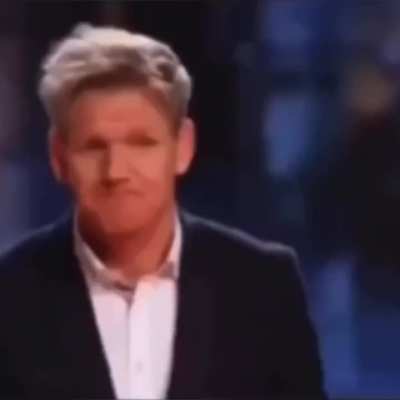 Gordon Ramsey brought her ENTIRE family just to say no ??