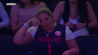 [Highlight] Obi Toppin's mother cries as MSG crowds shouts "Obi! Obi!"
