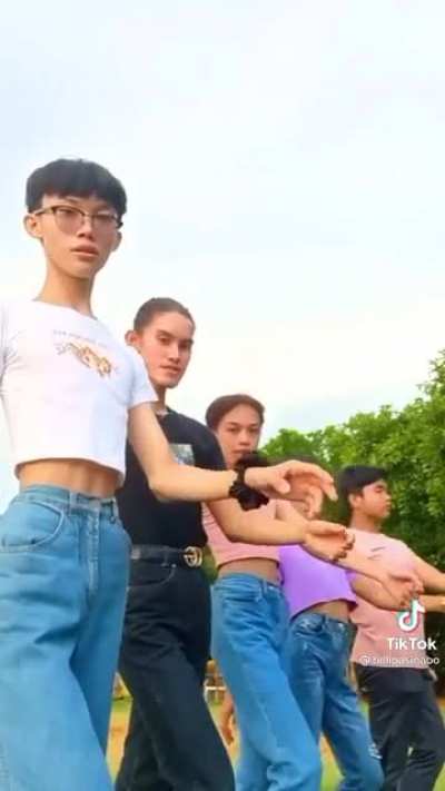 They got the moves, ngl