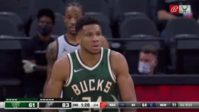 [Highlight] Giannis unleashes a powerful reaching dunk over Poeltl