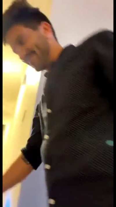 After drinking all night, outro to go puke (sound on)