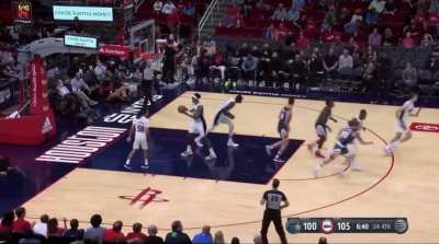 [Highlight] Garrison Mathews shakes off a cold start and scores 10 straight points in the 4th