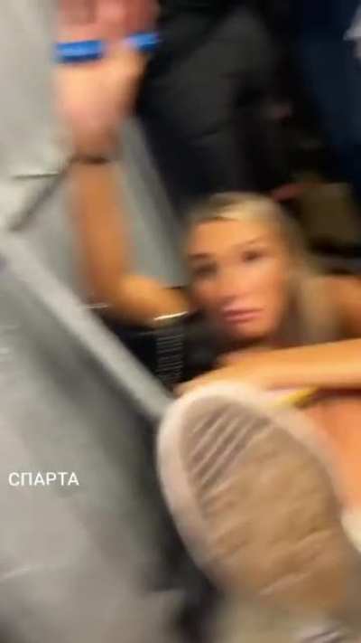 Hmc while I try to seat... maybe