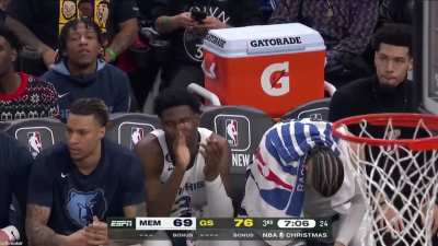 [Highlight] Evil Danny Green and Good Danny Green joining forces together on the bench