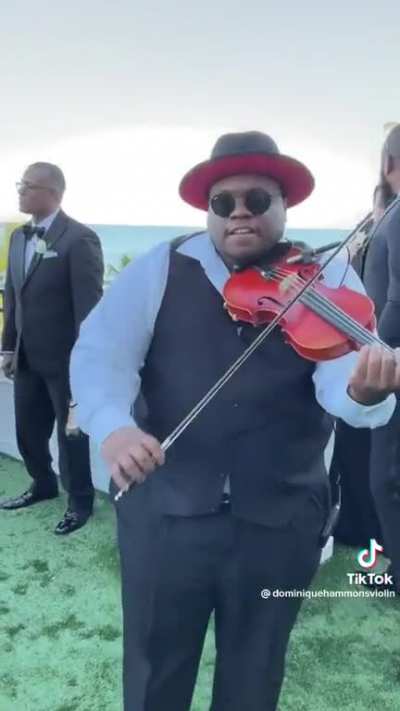 Bro’a killing it with a violin ?