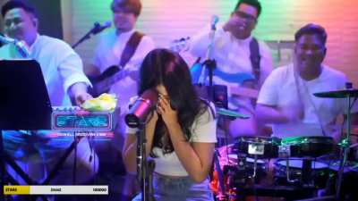 Keyboard player single-handedly brings the whole band down!