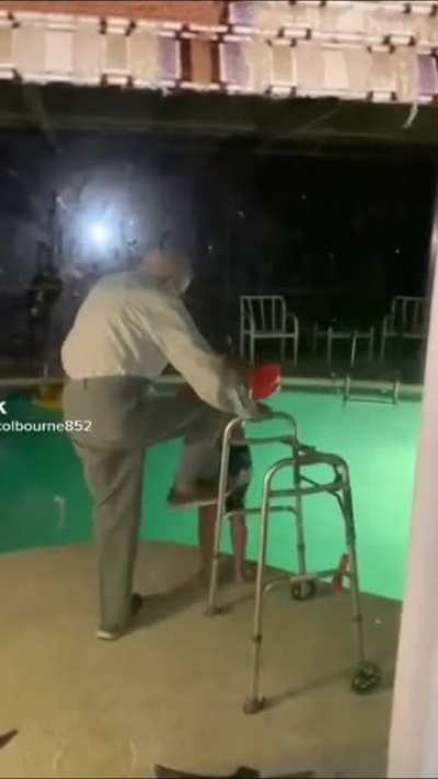 Gramps had enough ?
