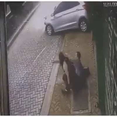 Her Hero ?