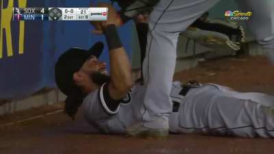 [Highlight] Billy Hamilton makes an insane diving catch in the rain