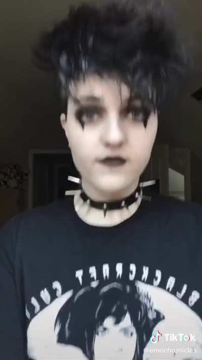 So, yeah some tik tok cringe for y'all. (These are apparently real fur, the creator admitted it. Even more reason to cringe at it.)