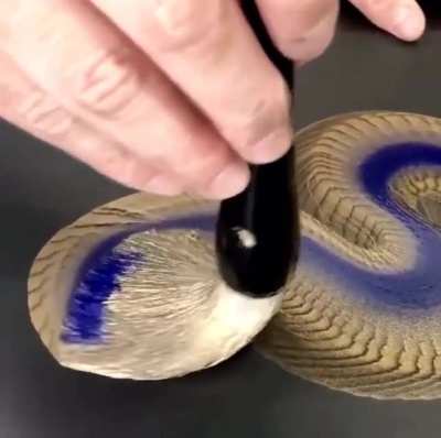 Ancient Art "One Stroke Painting" reborn in this Dragon by Keisuke Teshima