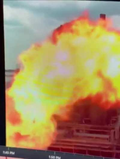 Lightning Strike on Oil Tank.