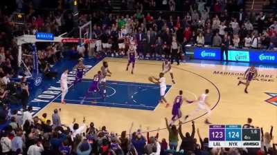 [Highlight] Marigoat Hezonja destroys LeBron's game-winning attempt (2019)