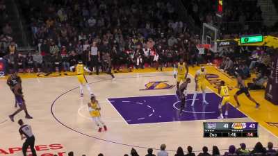 [Highlight] AD meets TT at the rim for a block