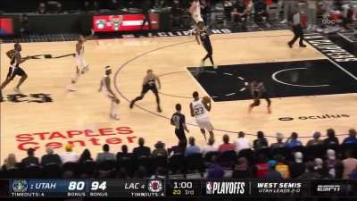 [Highlight] Zubac botches the lob pass from Kawhi, Ingles hits a triple on the other end