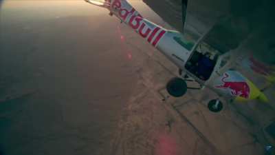 Failed plane swap | Both pilots had their licenses revoked